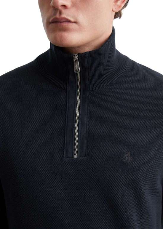 темно-синий