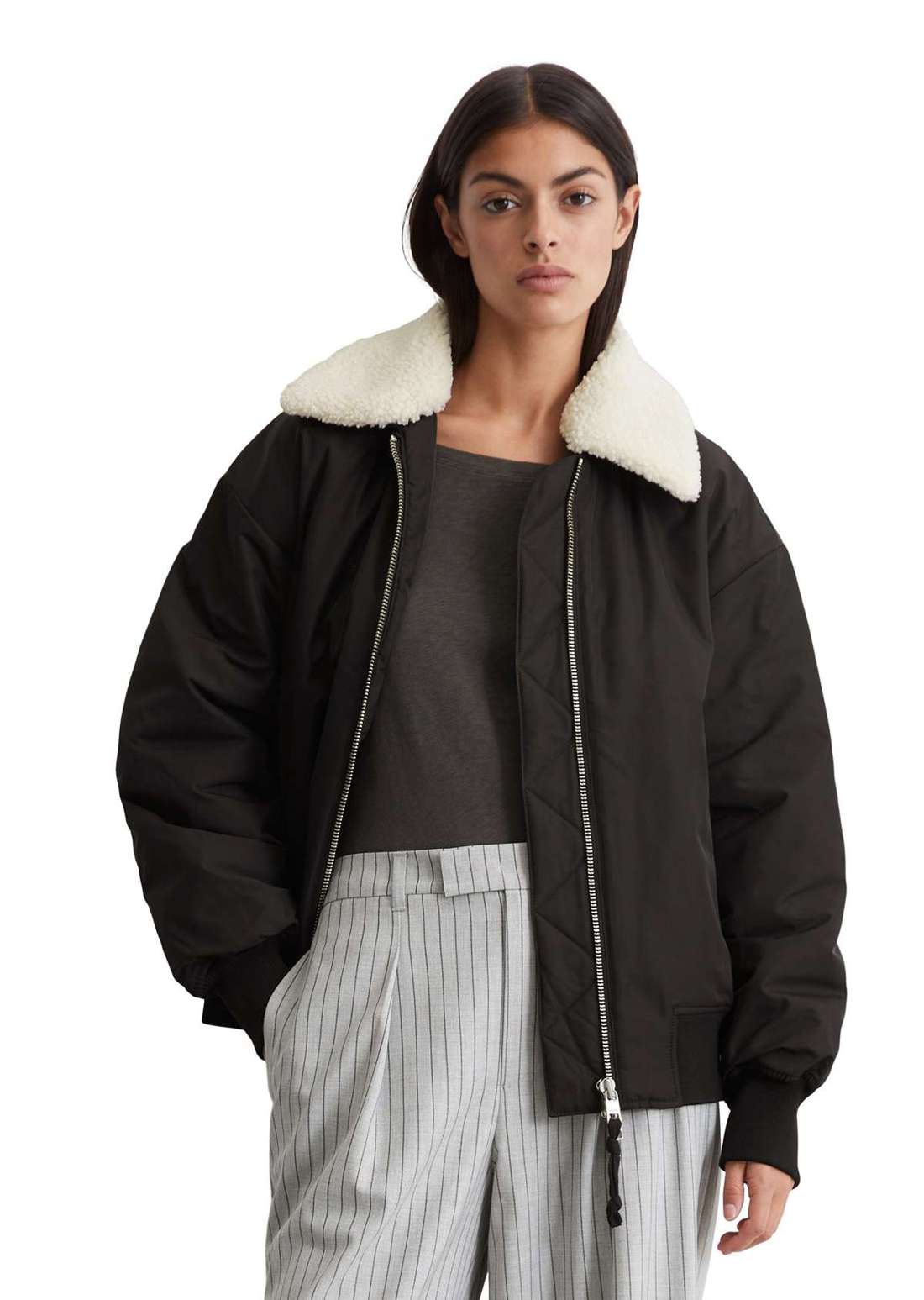 Уличная куртка mit abnehmbarem Teddy-Kragen