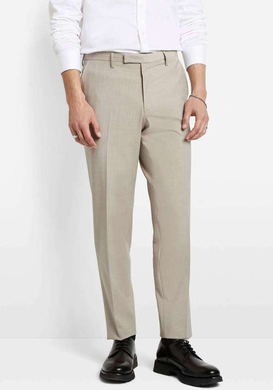 светло-коричневый