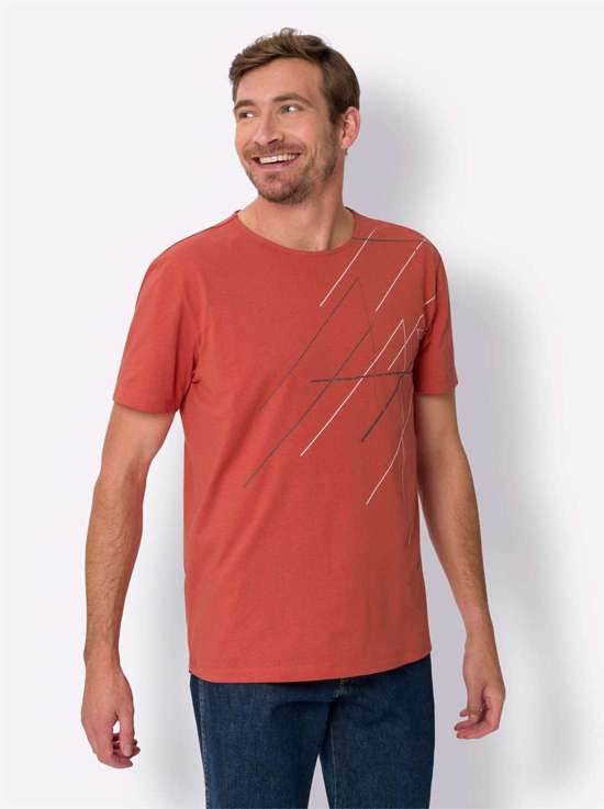 красный ржавый 