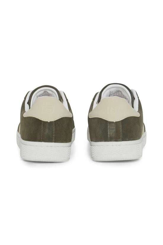 темно-оливковый