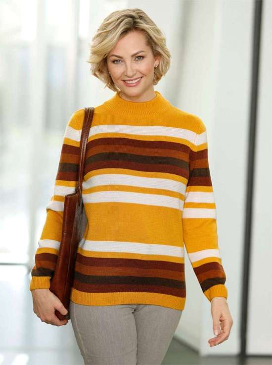 Свитер с воротником-стойкой Pullover