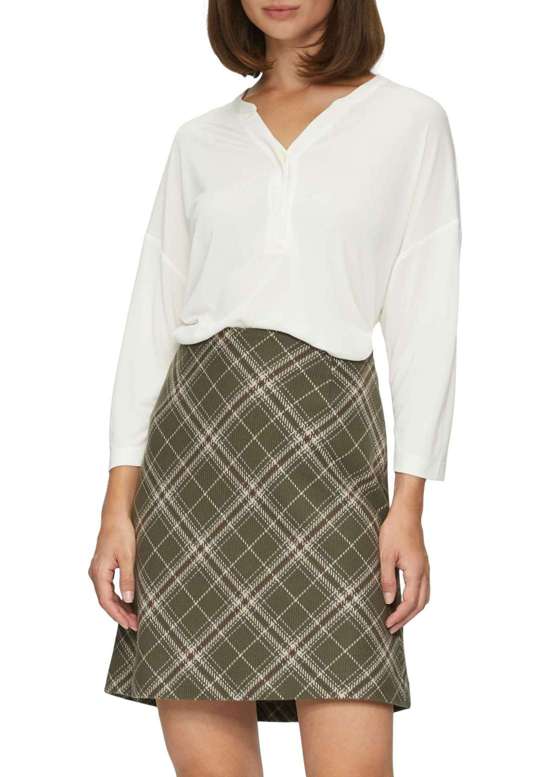 грязно-белый