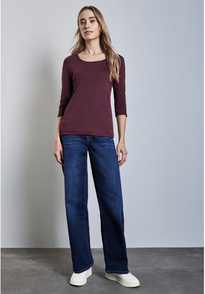 mulberry red