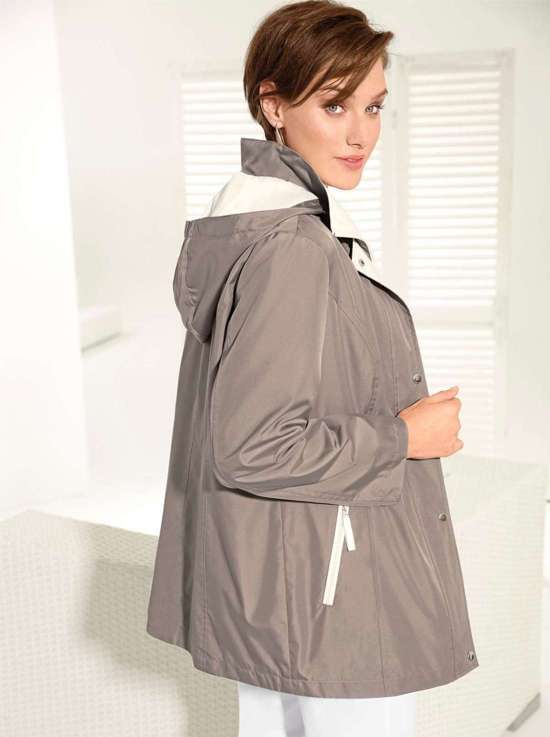 темно-серый