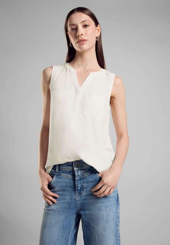 грязно-белый