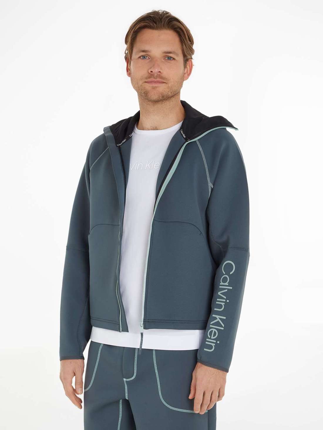 Толстовка PW - SWEAT HOODIE