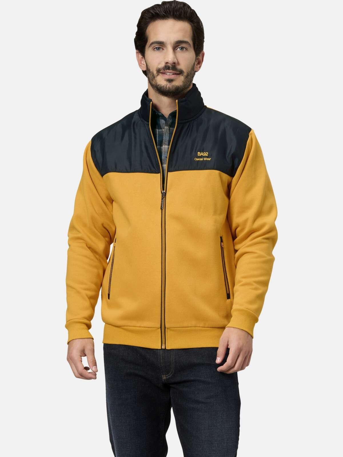 Толстовка с вышивкой Sweatjacke LUCIVENZA