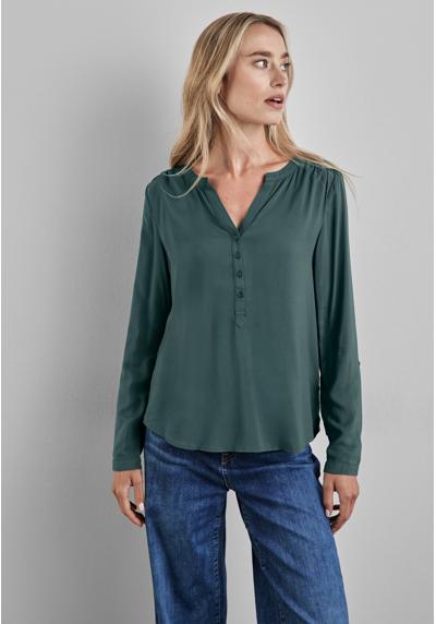 dark forest green