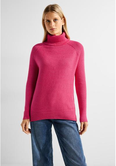 Вязаный свитер, фактурный узор