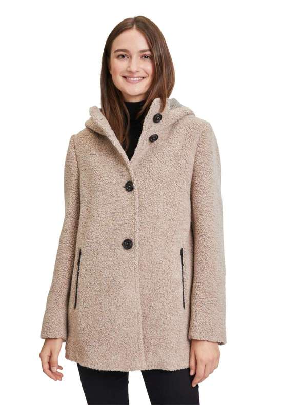 светло-коричневый