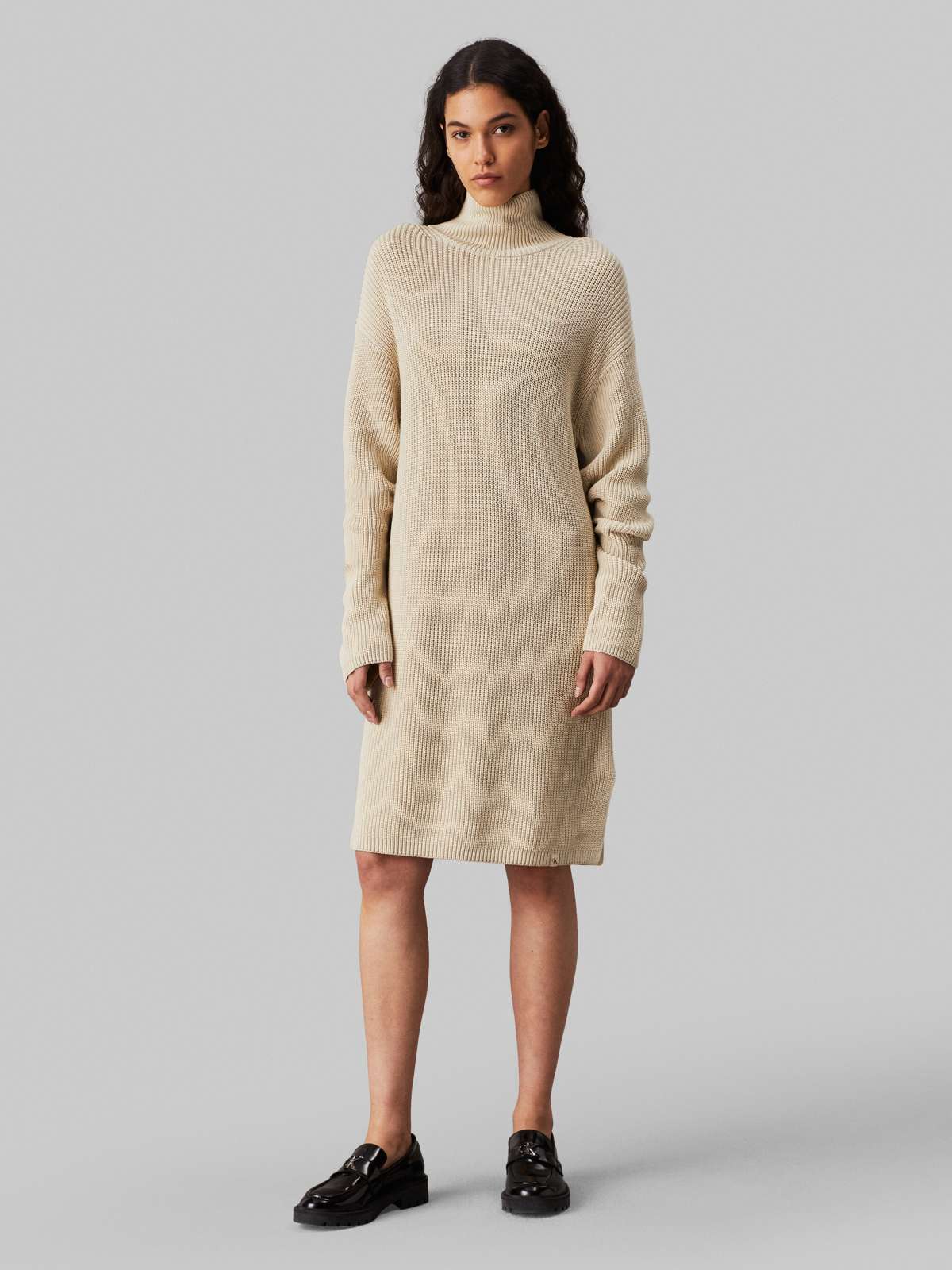 Платье-свитшот с нашивкой-логотипом CHUNKY LOOSE SWEATER DRESS