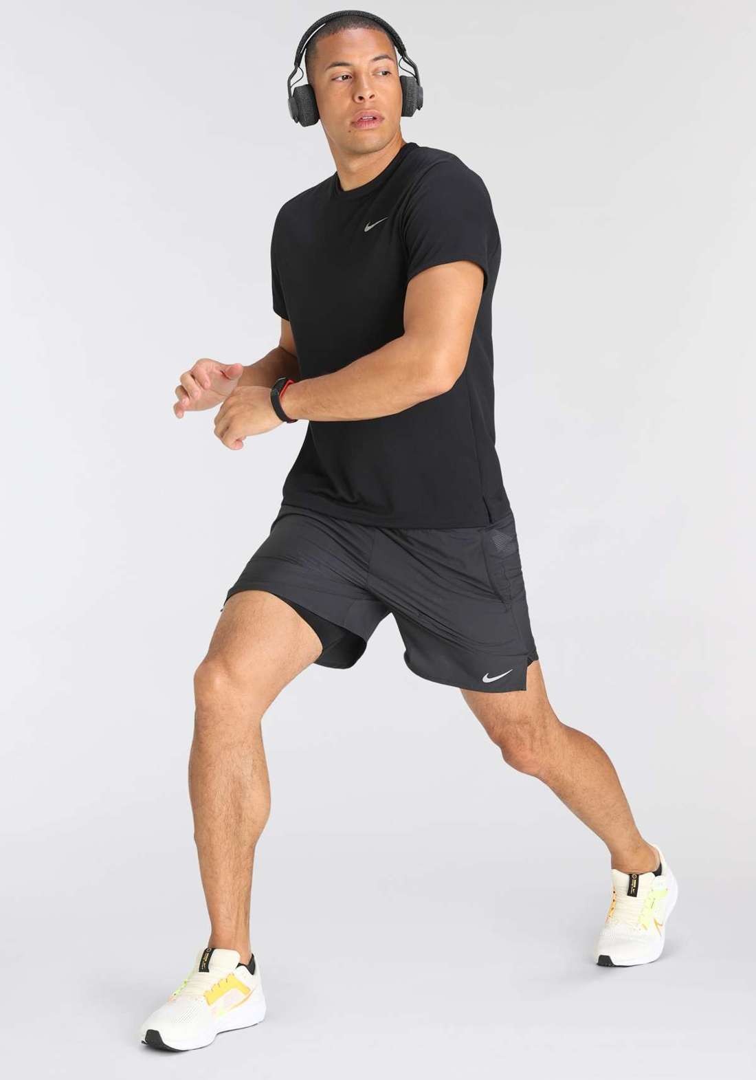 шорты 2 в 1 Dri-FIT Stride Men`s ` 2-In-1 Running Shorts