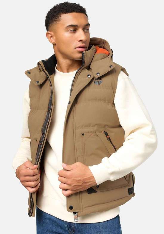 светло-коричневый