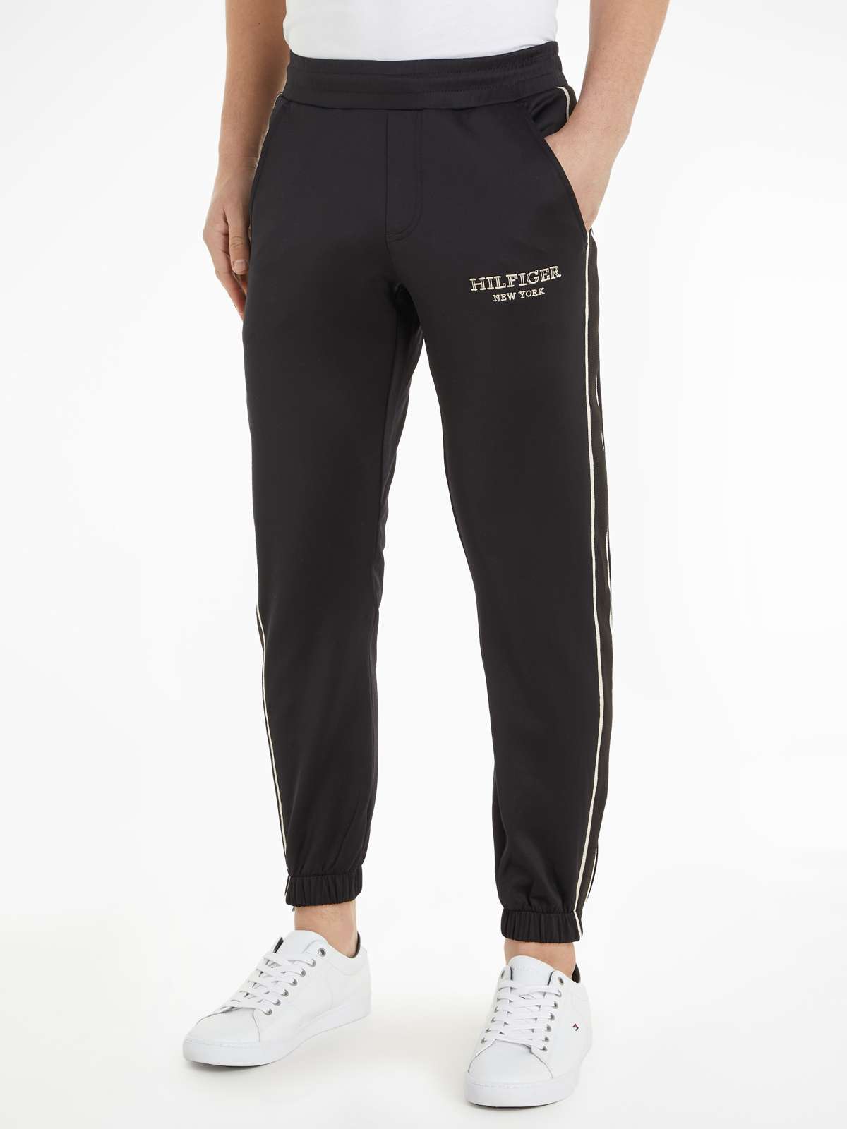 Спортивные штаны MONOTYPE TRACK SWEATPANTS