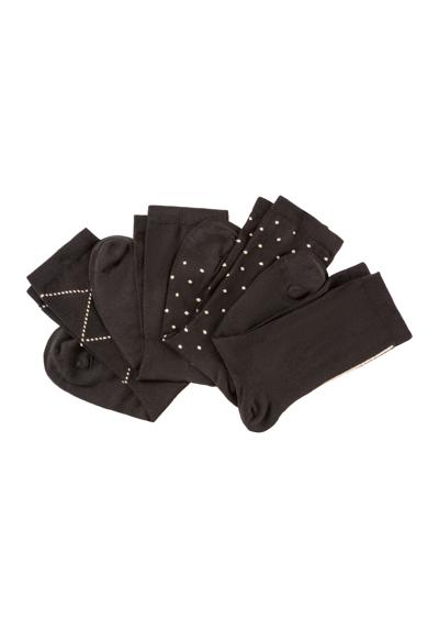Black 001