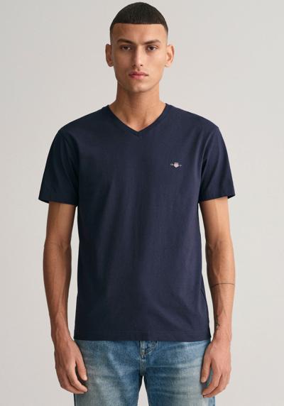 Футболка с небольшой вышивкой логотипа на груди. SLIM SHIELD V-NECK T-SHIRT