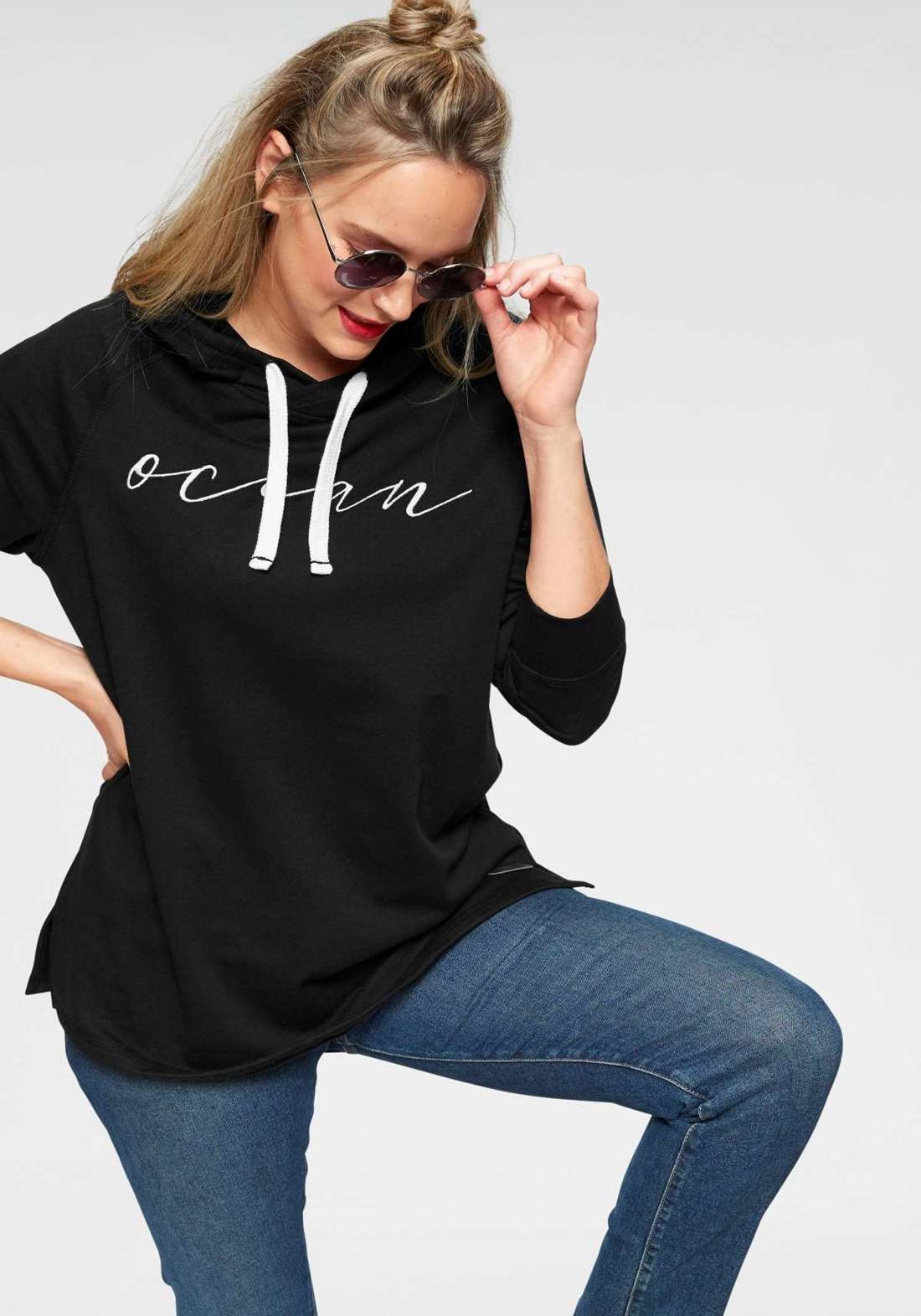 Толстовка с капюшоном Athleisure Hoodie