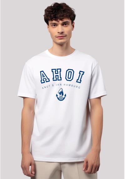 белый
