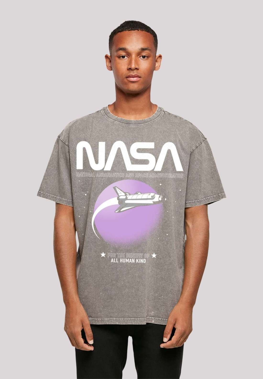 футболка NASA Shuttle Orbit