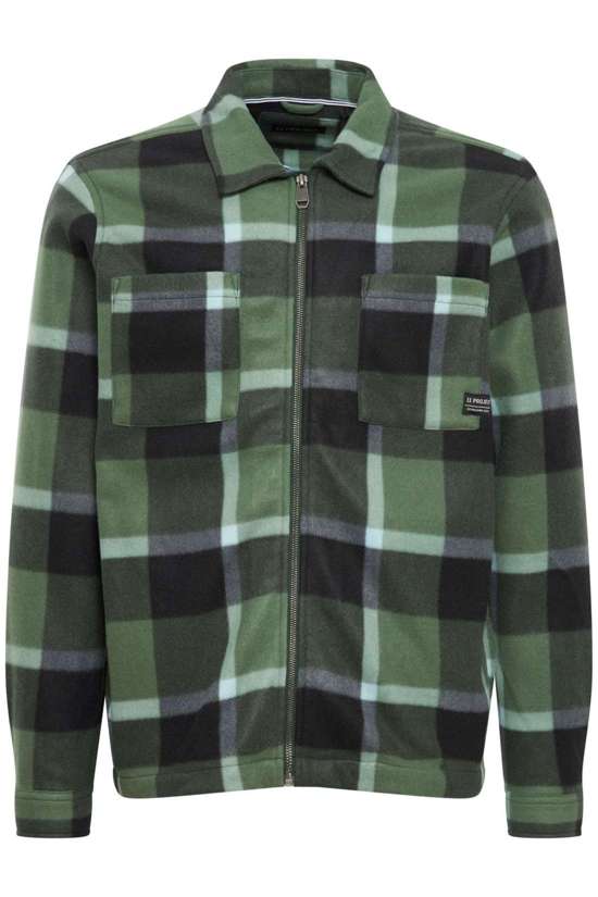 зеленый луг