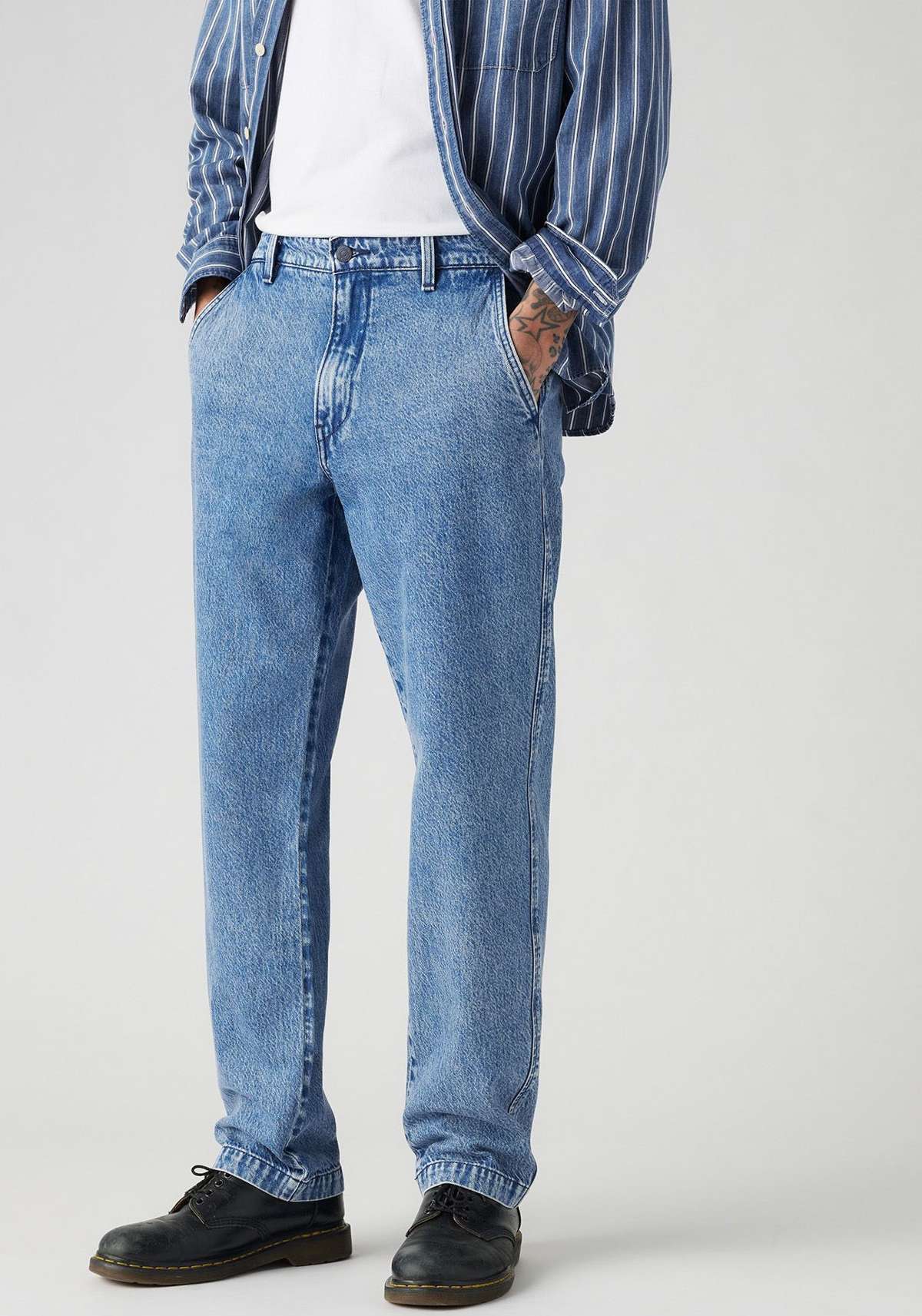 Прямые джинсы в повседневном стиле чинос.
