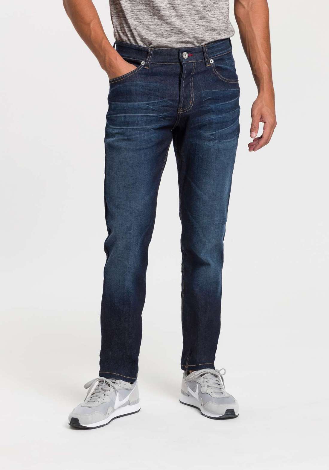 Джинсы комфортного кроя Floyd