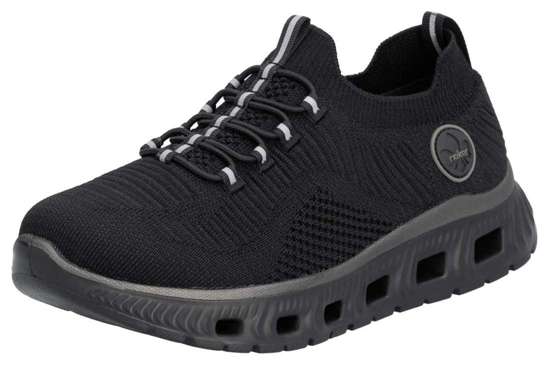 кроссовки на шнуровке