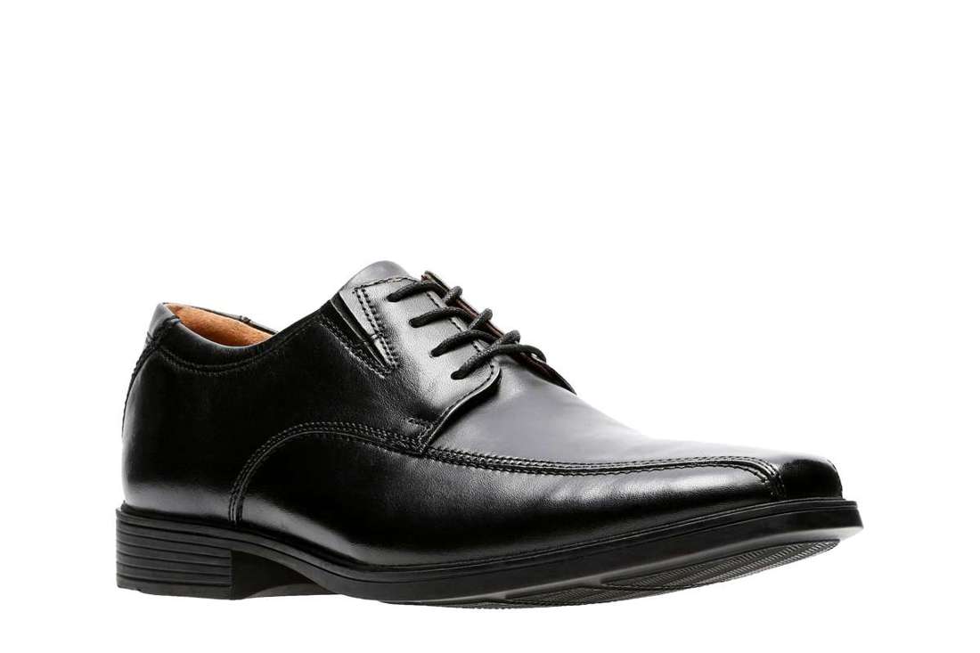 Туфли на шнуровке с модной декоративной строчкой. Tilden Walk