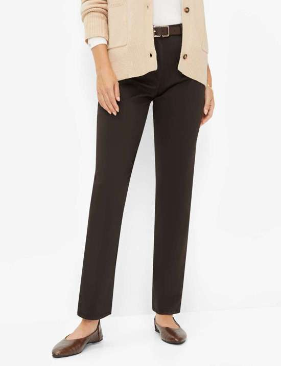 темно-коричневый