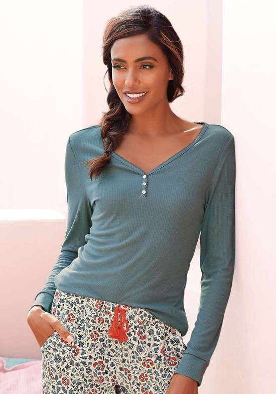 серо-голубой