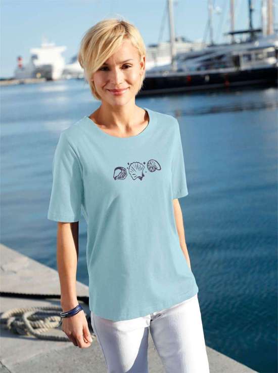 светло-синий