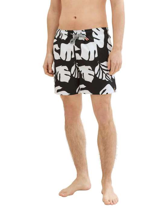 black white big leaves print