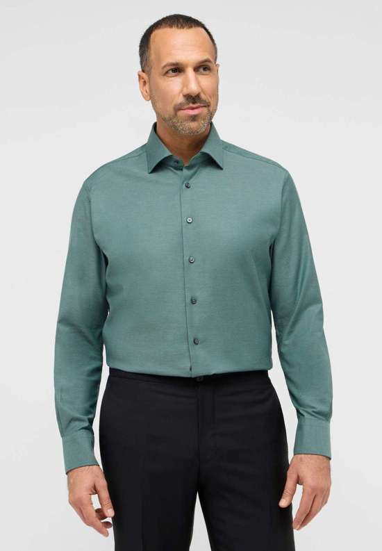 темно-зеленый