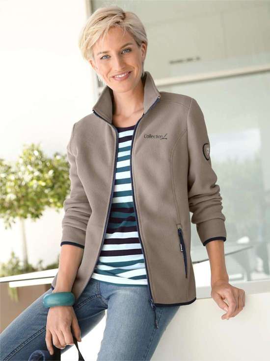 темно-серый