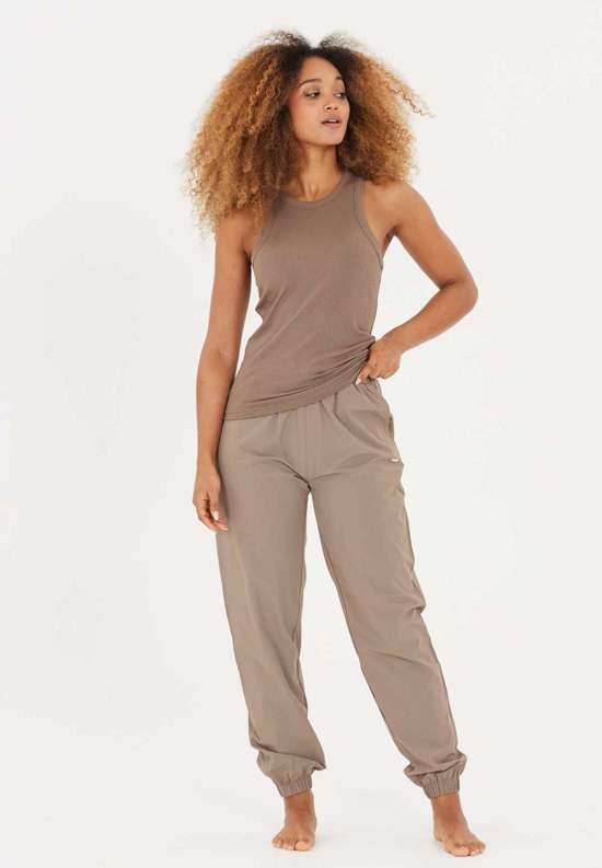 бежевый-темно-коричневый