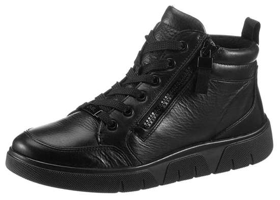 Ботинки на шнуровке с мягкой набивкой по краям голенища. ROM