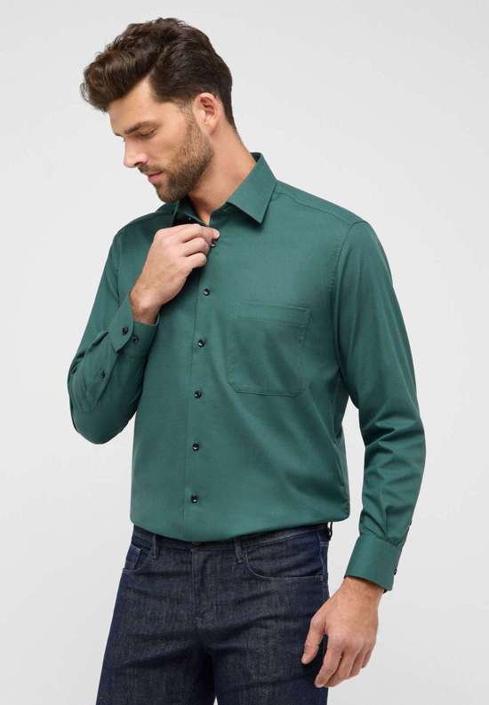 темно-зеленый