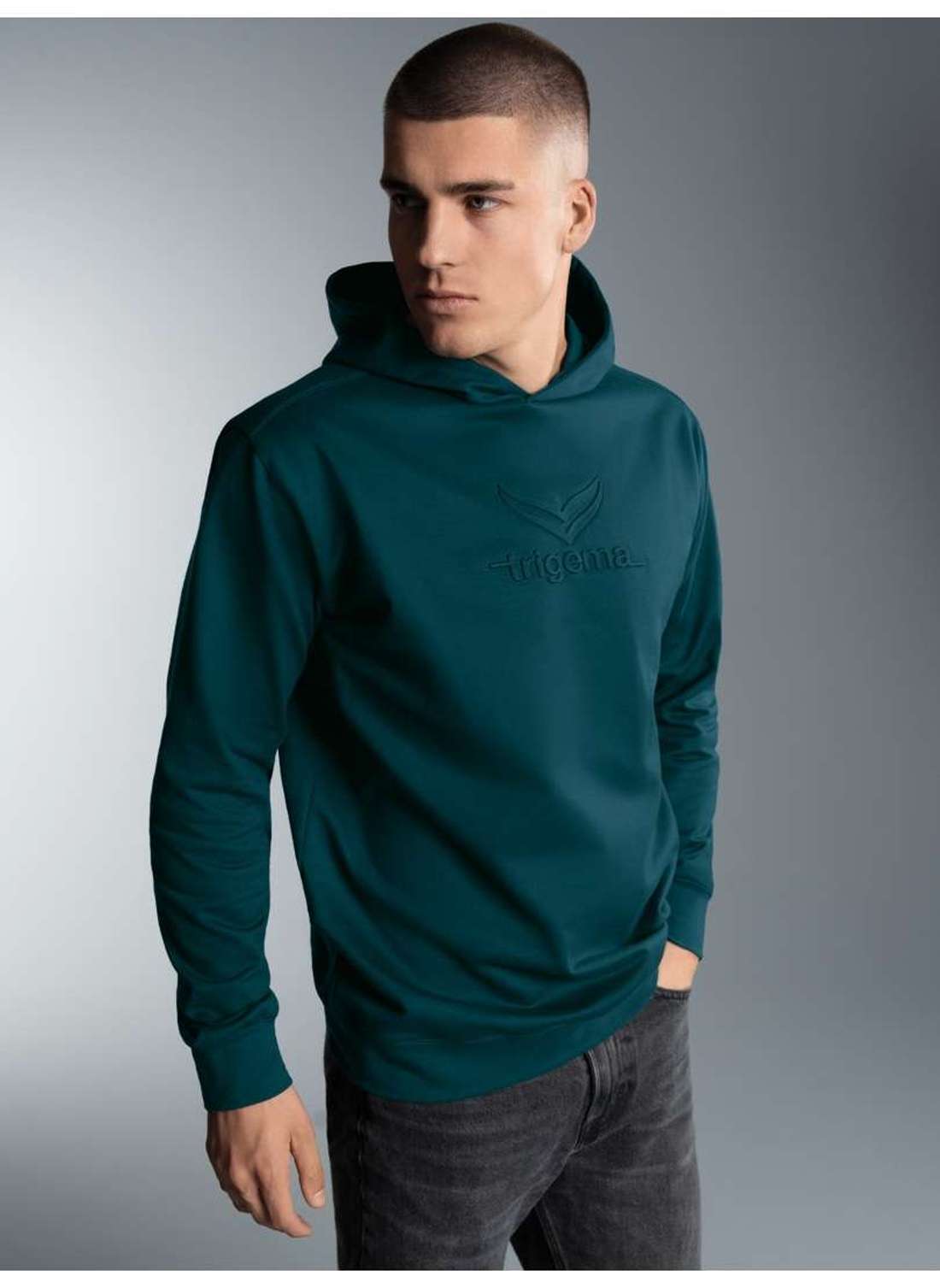 Толстовка с капюшоном TRIGEMA Kapuzenpullover mit großem 3D-Motiv