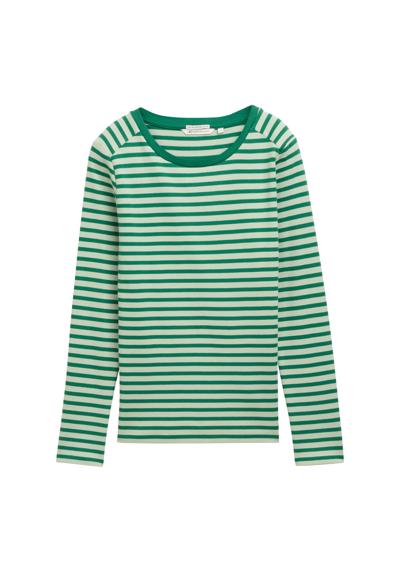 tonal green stripe