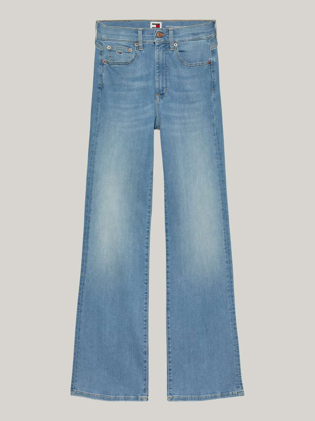 Широкие джинсы