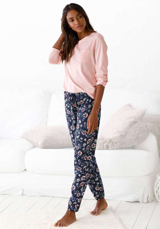 светло-розовый-в цветочек