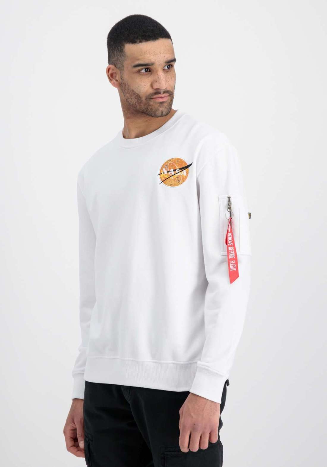 Свитера Men - Sweatshirts NASA Davinci Sweater