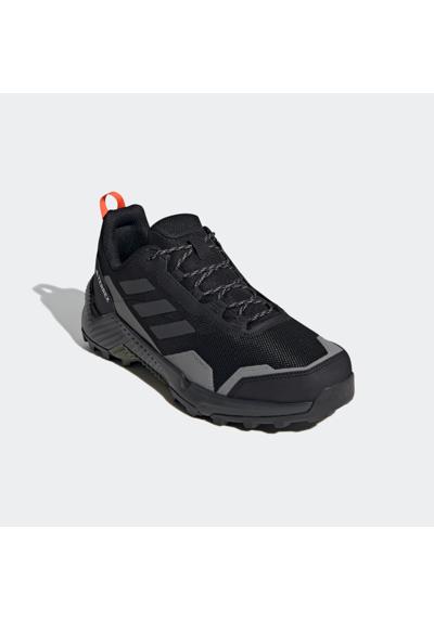 Core Black / Carbon / Ch Solid Grey