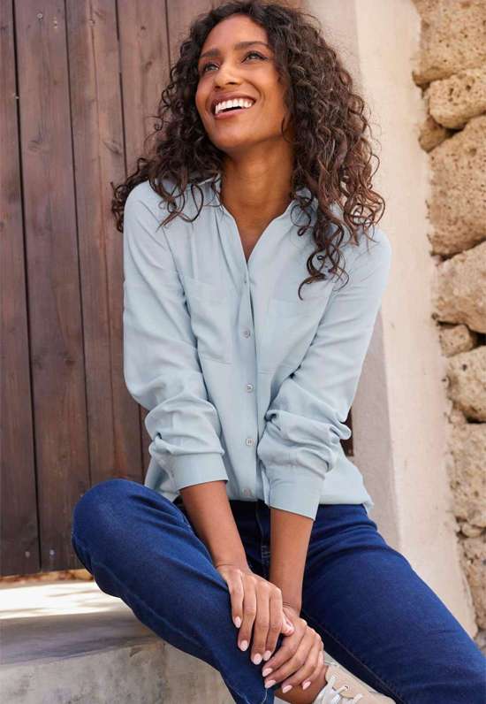 светло-синий