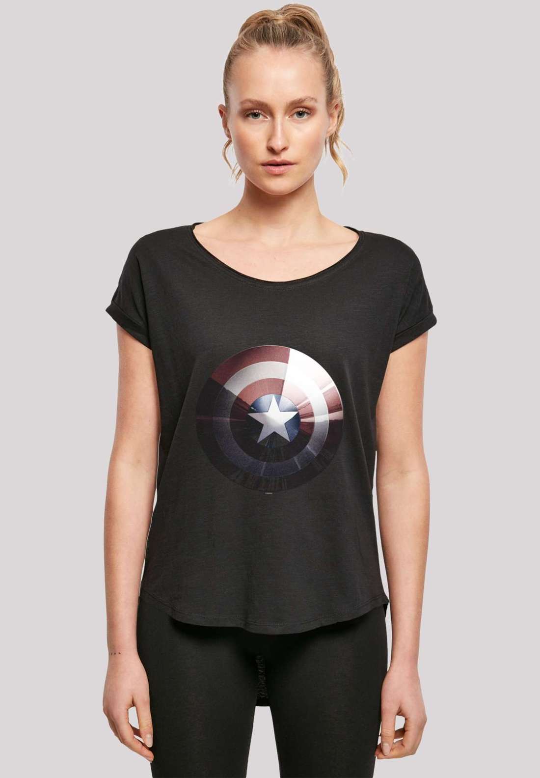 футболка Marvel Captain America Shield Shiny`