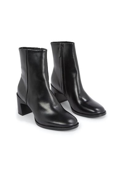 Ботильоны с практичной внутренней молнией.»GEO BLOCK ANKLE BOOT 60«