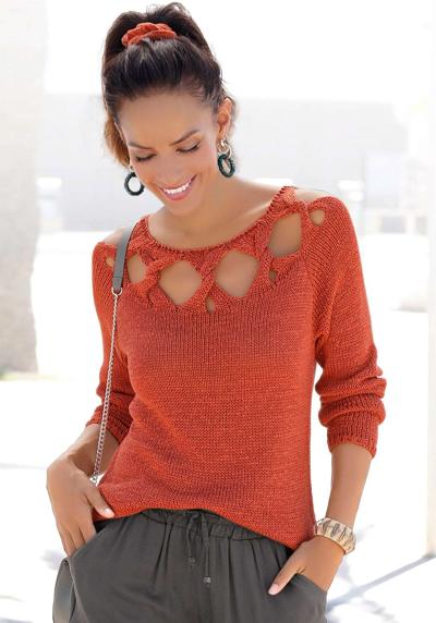 Вязаный свитер, с кручеными деталями по горловине, вырезами, женский свитер