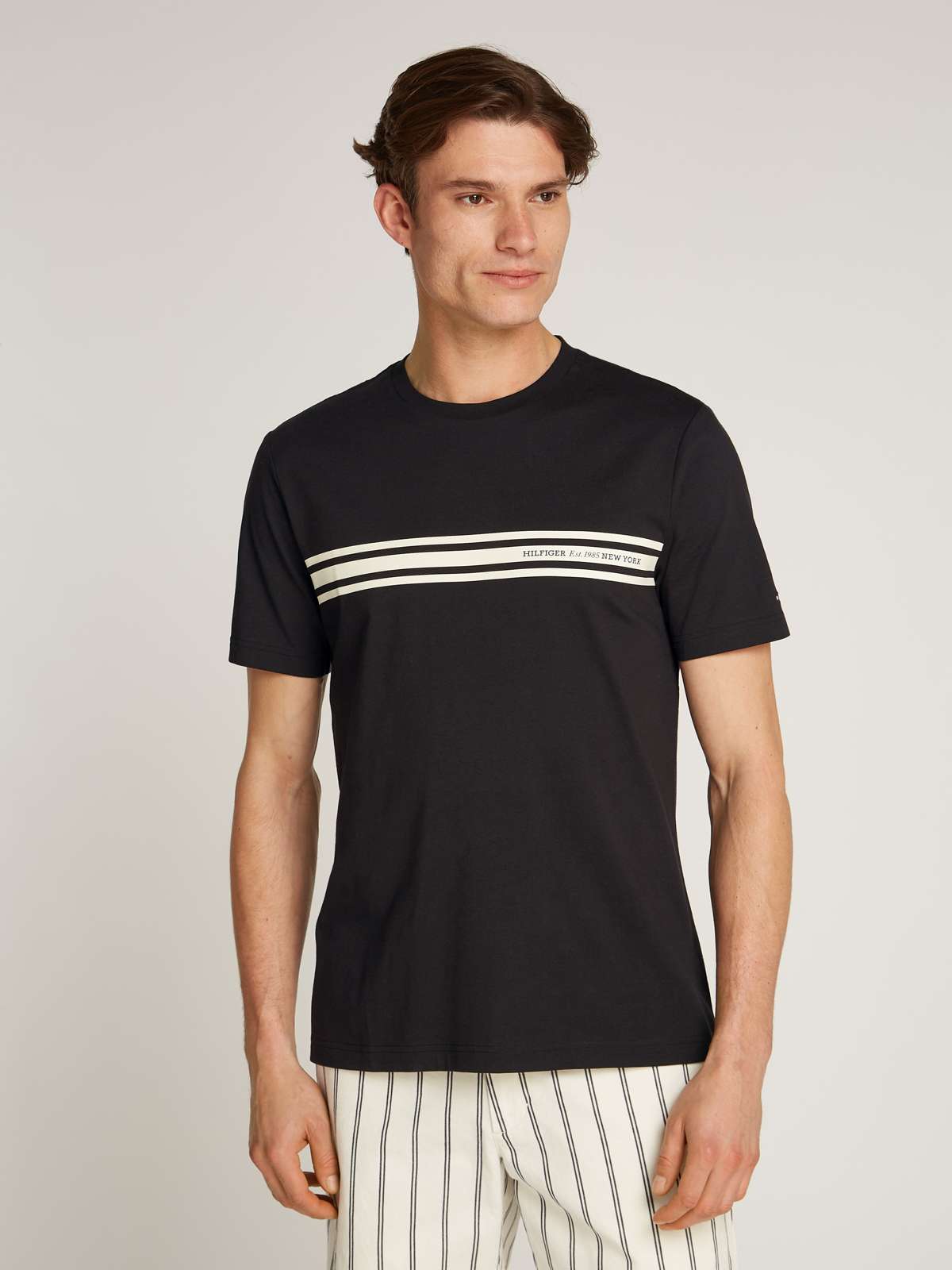 рубашка с круглым вырезом CENTRAL CHEST STRIPE TEE