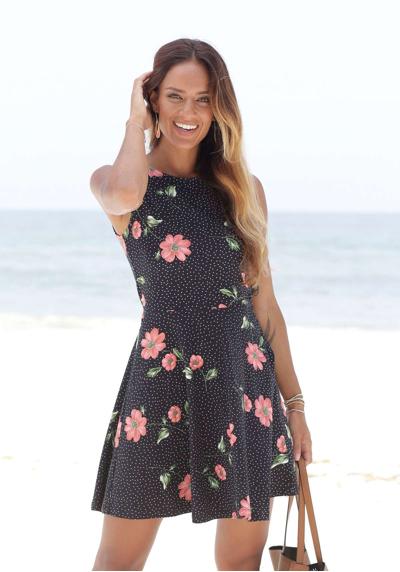 Пляжное платье в тонкий горошек, пляжная мода, пляжная одежда.